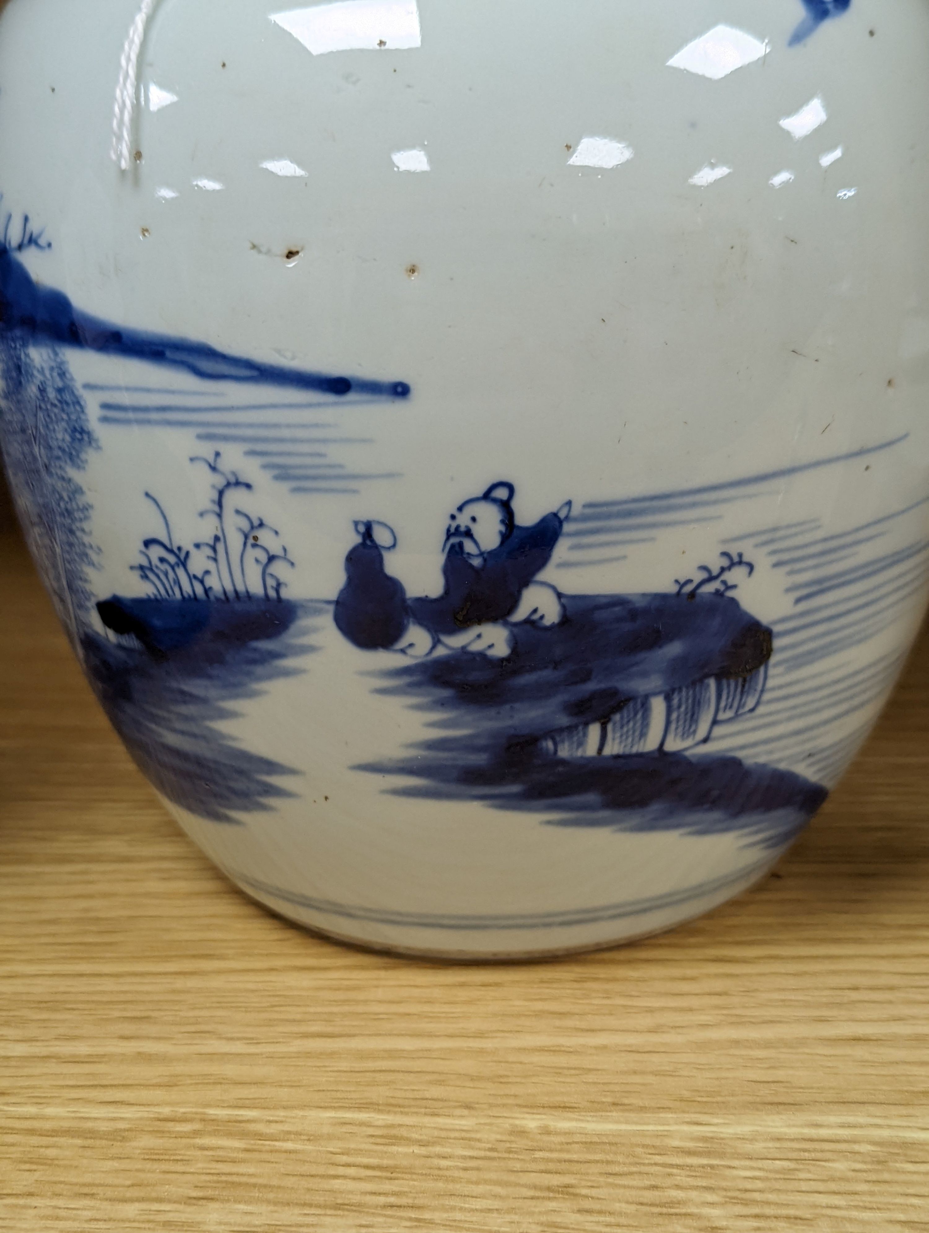 An 18th century Chinese blue and white ginger jar, 18cm